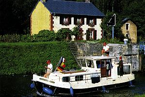 1-300.jpg (21670 bytes)